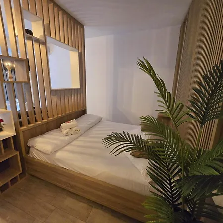 Apartament Designer Luxury - Pool & Alezzi